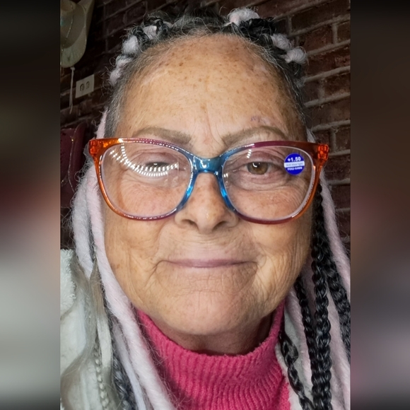 1:50 Just FUN to Look At Reading Glasses - Picture 4 of 4